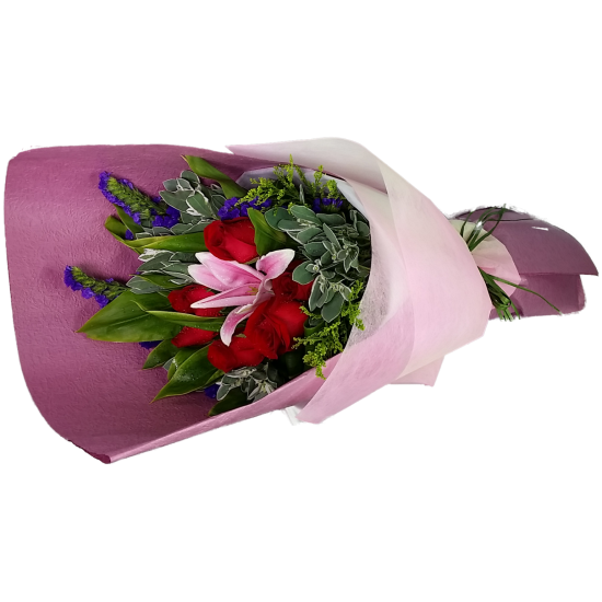 Half Dozen Roses Bouquet with one steam Red Lily Half Dozen Roses Bouquet with one steam Red Lily
