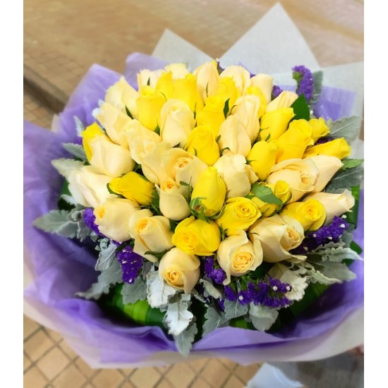 50 Stems Mix Color Roses Bouquet 50 Stems Mix Color Roses Bouquet