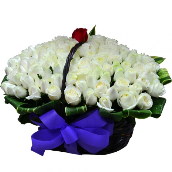 101 Roses arrangement in Basket 101 Roses arrangement in Basket