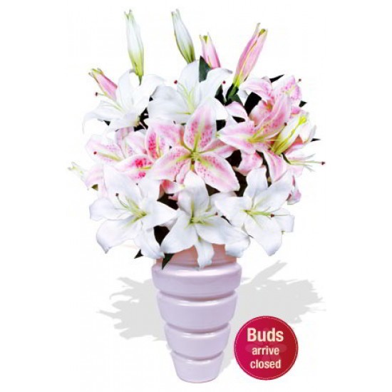 6 Lily Bouquet Vase Bouquet