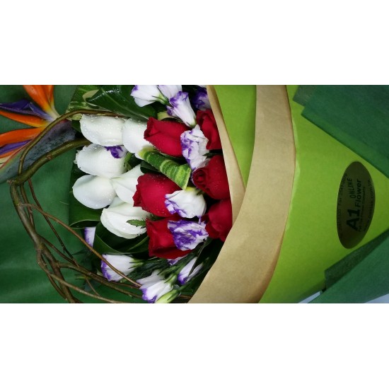 Bird Paradise with Roses Bouquet Bird Paradise with Roses Bouquet